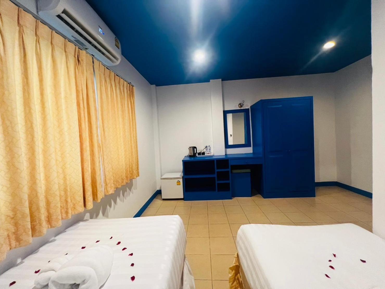 Blue Planet Hotel Patong Екстериор снимка