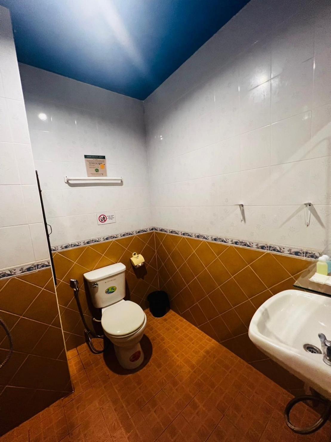 Blue Planet Hotel Patong Екстериор снимка