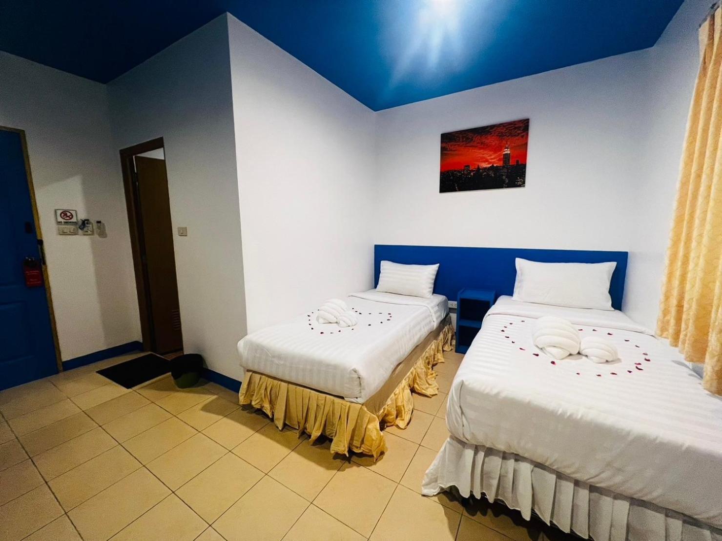 Blue Planet Hotel Patong Екстериор снимка