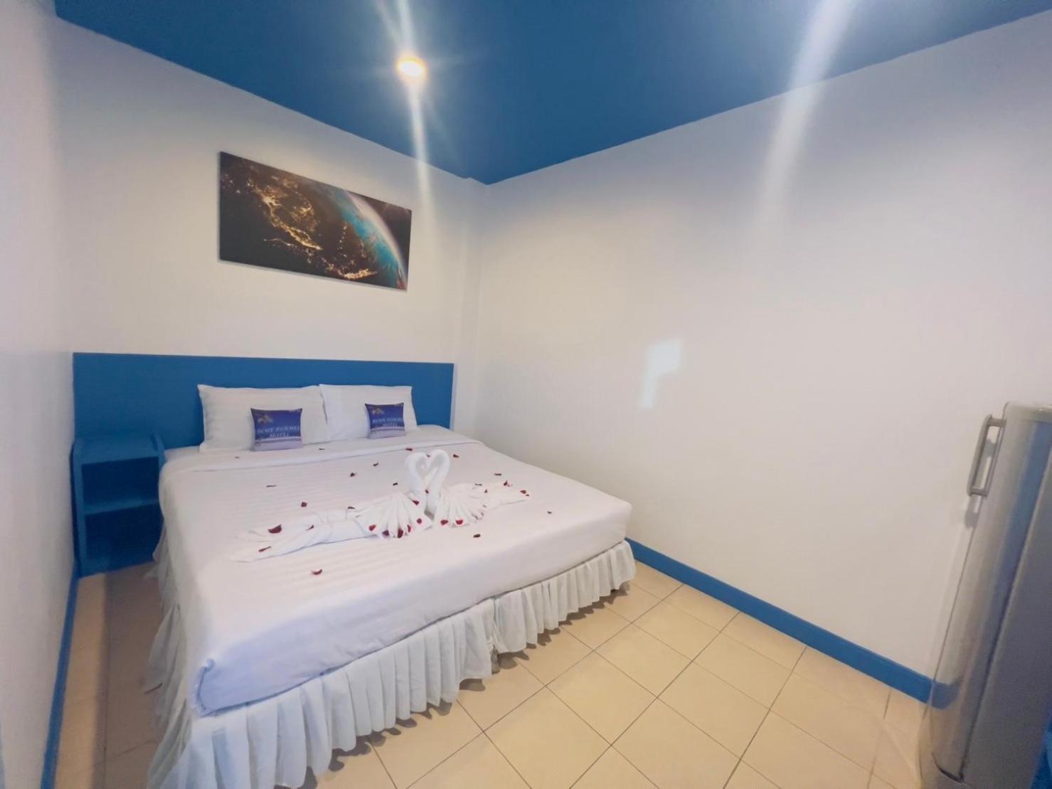 Blue Planet Hotel Patong Екстериор снимка