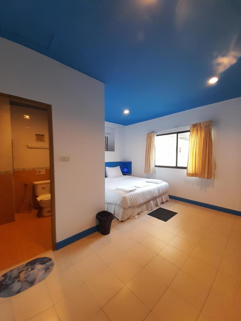 Blue Planet Hotel Patong Екстериор снимка