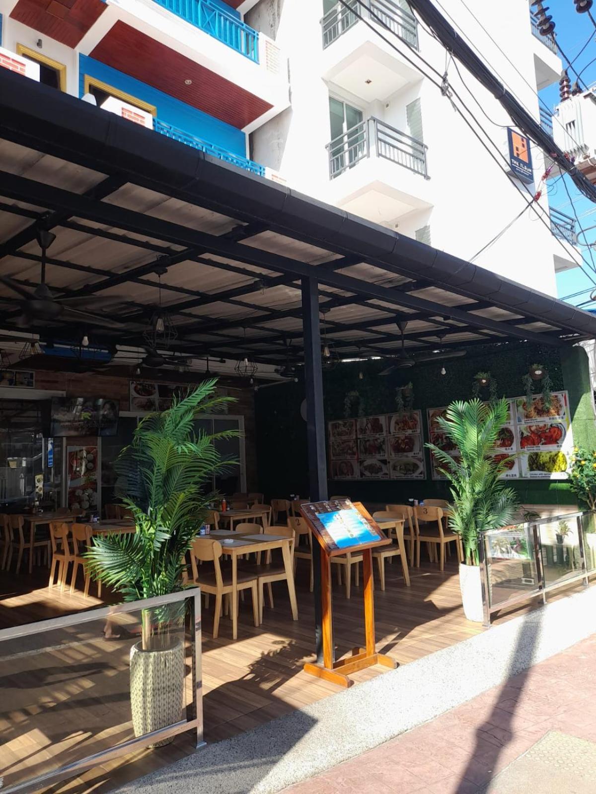 Blue Planet Hotel Patong Екстериор снимка
